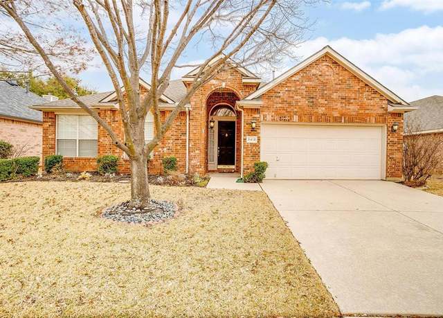 Property at 2412 Caldwell Dr, Bedford, TX 76021, 4 beds, 2 baths