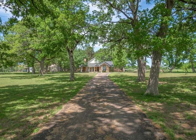 Property at 130 Vz County Road 3509, Edgewood, TX 75117, 3 beds, 2 baths