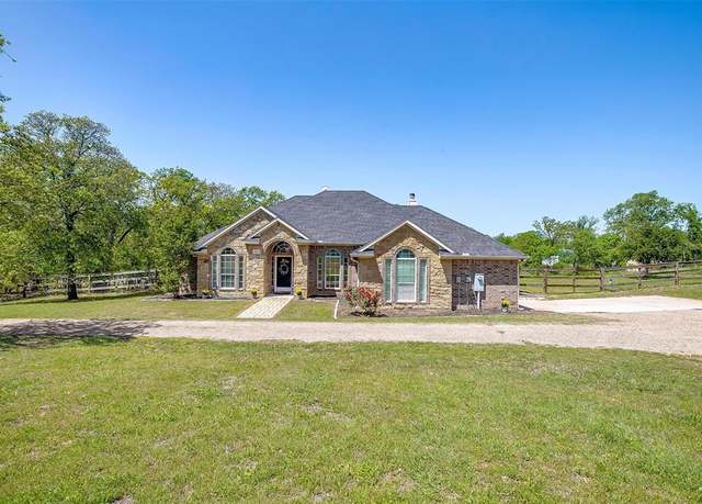 Property at 4417 Slayton Rd, Cleburne, TX 76031, 4 beds, 3.5 baths