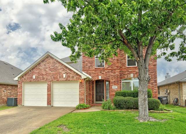 Property at 6815 Holly Hills Ln, Sachse, TX 75048, 4 beds, 2.5 baths