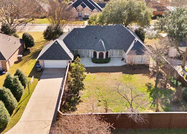 Property at 103 Hummingbird Ln, Ovilla, TX 75154, 4 beds, 3 baths