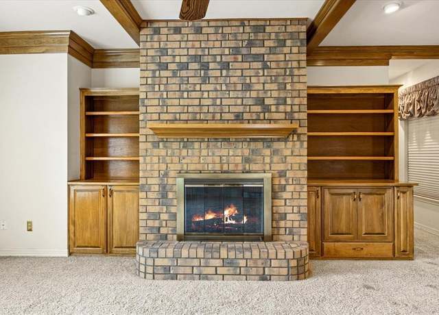 Property at 5311 Country Club Dr, Granbury, TX 76049, 3 beds, 3 baths