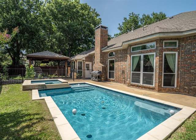 Property at 2212 Green Hill Dr, Mckinney, TX 75072, 5 beds, 3.5 baths