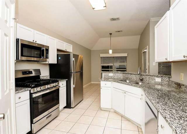 Property at 1803 Fairfax Dr, Mansfield, TX 76063, 4 beds, 2 baths