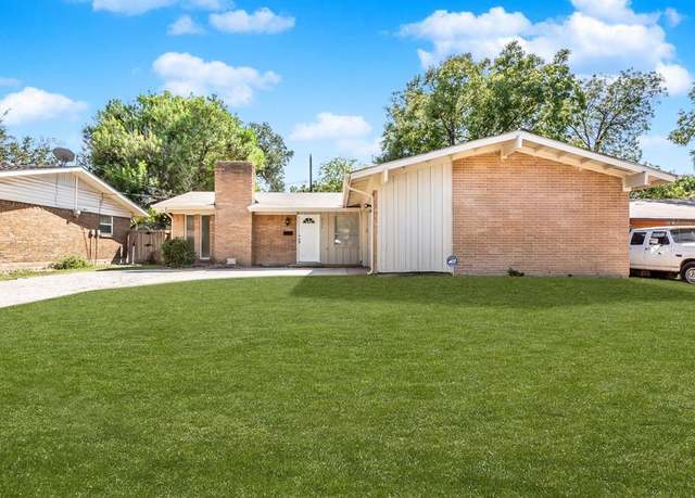Property at 2936 Sundial Dr, Dallas, TX 75229, 3 beds, 2 baths