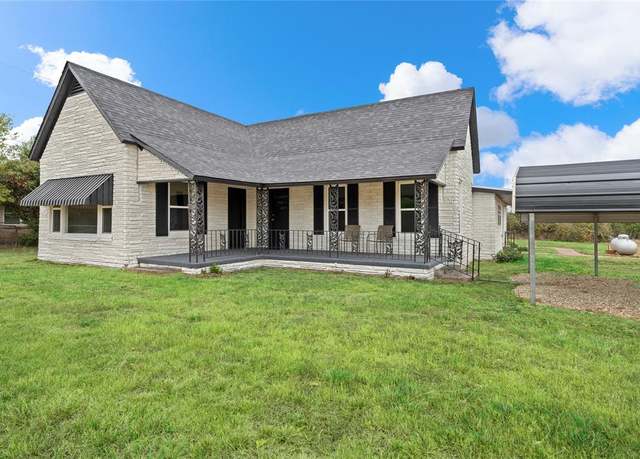 Property at 11101 China Spring Rd, Waco, TX 76708, 3 beds, 2 baths