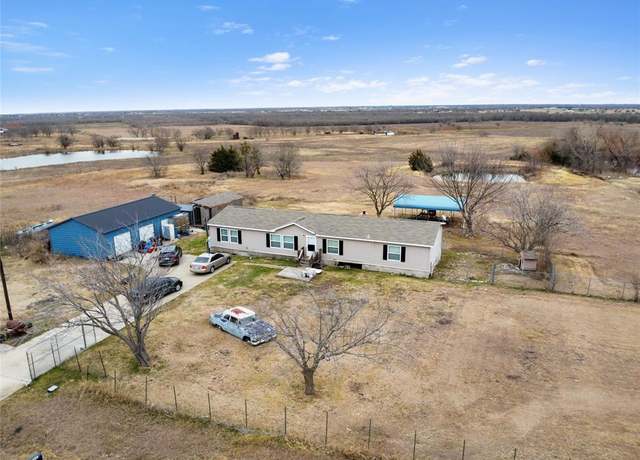 Property at 6250 Crandall Hls, Crandall, TX 75114, 4 beds, 2 baths