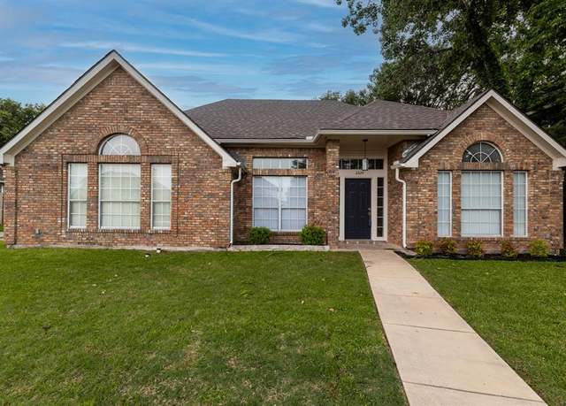 Property at 2324 Spring Mills Rd, Mesquite, TX 75181, 3 beds, 2 baths