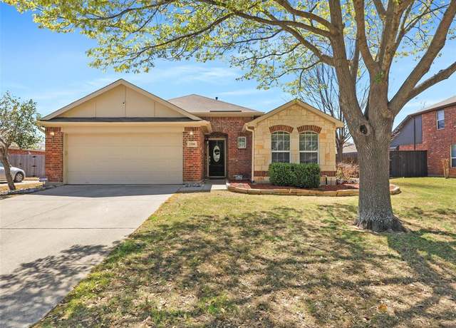 Property at 2100 Del Mar Ct, Denton, TX 76210, 3 beds, 2 baths