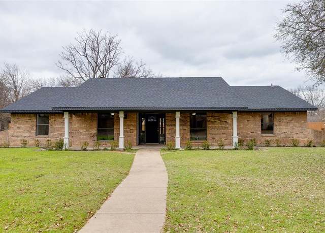 Property at 909 Highland Dr, Cleburne, TX 76033, 3 beds, 2 baths