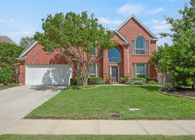 Property at 2711 Pin Oak Dr, Grapevine, TX 76051, 4 beds, 2.5 baths