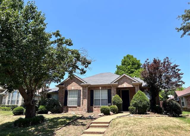 Property at 10908 Brandenberg Dr, Frisco, TX 75035, 3 beds, 2 baths