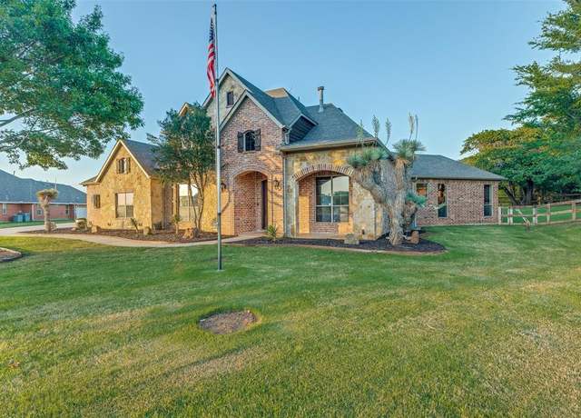 Property at 7600 Bruce Rd, Aubrey, TX 76227, 4 beds, 4 baths
