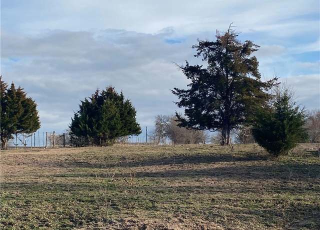 Property at 160 Water Tower Rd, Axtell, TX 76624