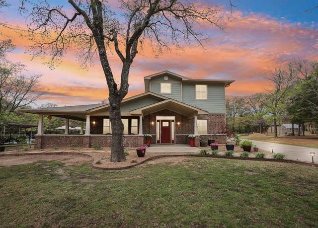 Property at 315 County Road 261, Valley View, TX 76272, 4 beds, 3 baths