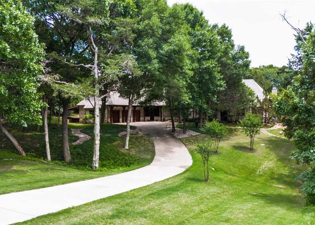 Property at 2306 Autumn Run Ct, Cedar Hill, TX 75104, 4 beds, 4.5 baths