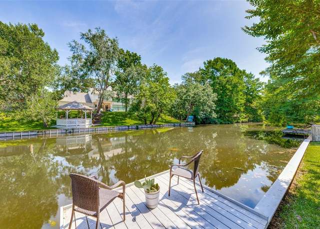 Property at 606 Kirby Ln, Richardson, TX 75080, 3 beds, 2.5 baths