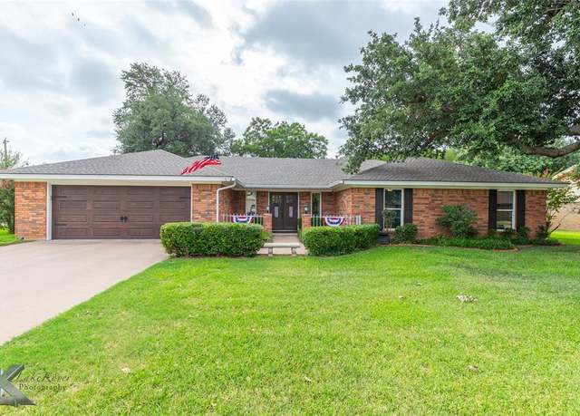 Property at 4641 Stonehedge Rd, Abilene, TX 79606, 3 beds, 2 baths