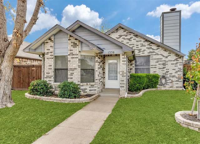 Property at 1338 Maplewood Dr, Lewisville, TX 75067, 2 beds, 2 baths