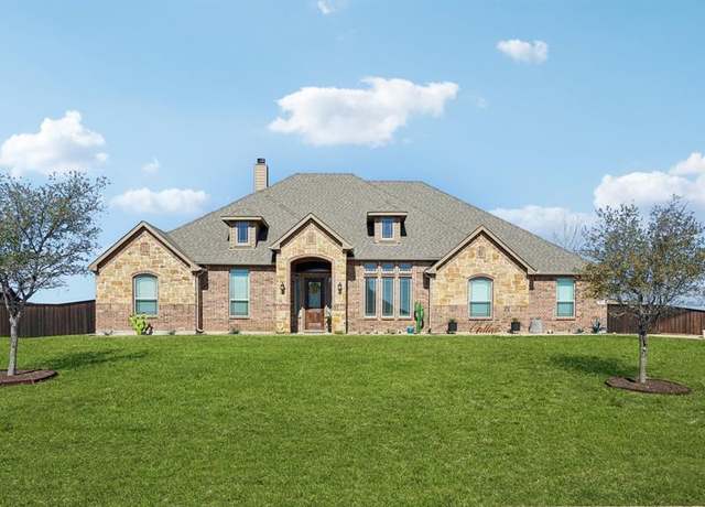 Property at 211 Lonesome Valley Rd, Waxahachie, TX 75167, 5 beds, 3 baths
