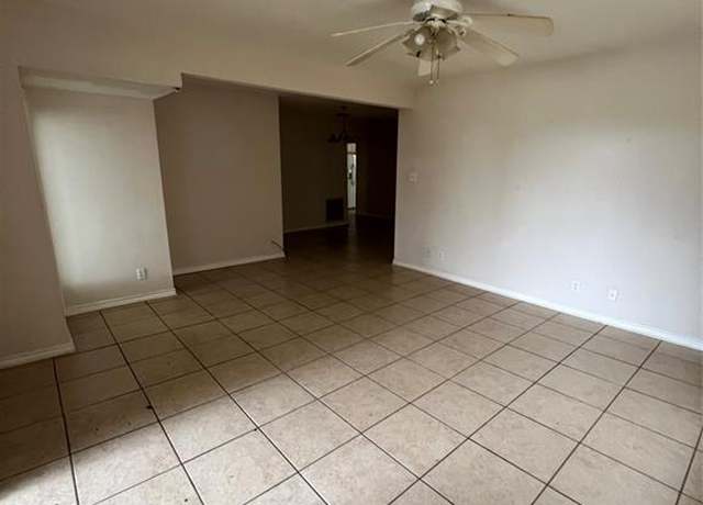 Property at 710 W Main St, Denison, TX 75020, 2 beds, 2 baths