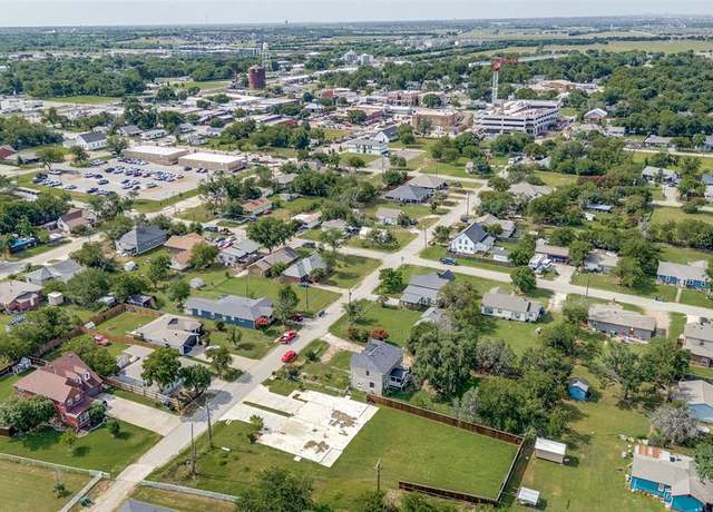 Property at 414 N Arizona Dr, Celina, TX 75009