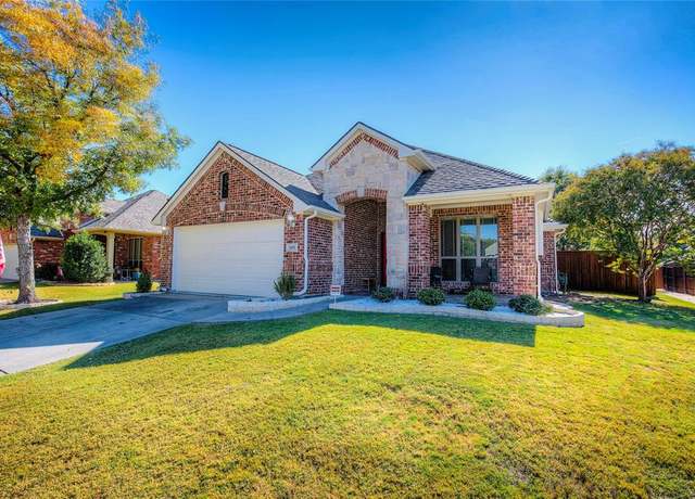 Property at 2472 Deerwood Dr, Little Elm, TX 75068, 3 beds, 2 baths