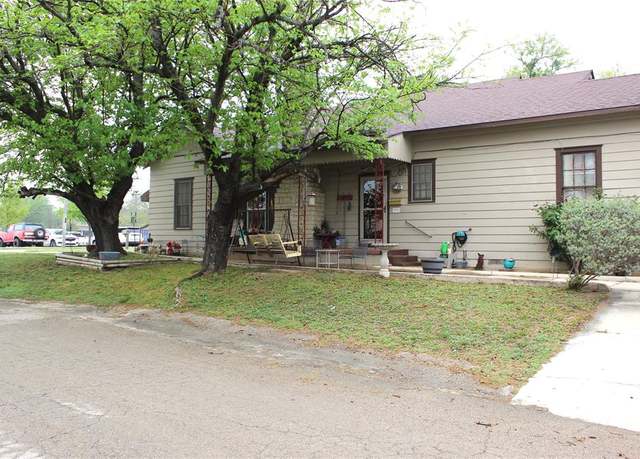 Property at 613 N Graham St, Stephenville, TX 76401, 3 beds, 2 baths