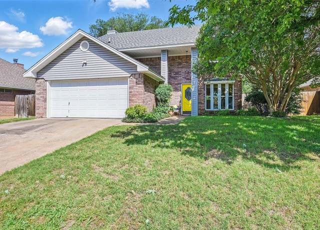 Property at 6316 Brookstone Dr, Arlington, TX 76001, 4 beds, 2.5 baths