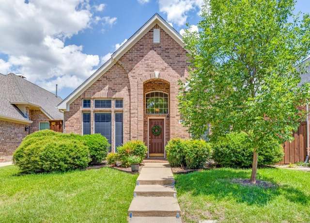 Property at 8416 Gateway Dr, Plano, TX 75025, 3 beds, 2 baths