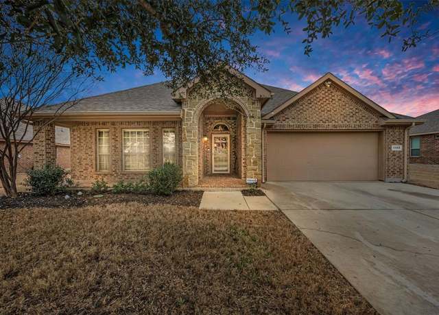 Property at 1105 Fairhaven Dr, Glenn Heights, TX 75154, 3 beds, 2 baths