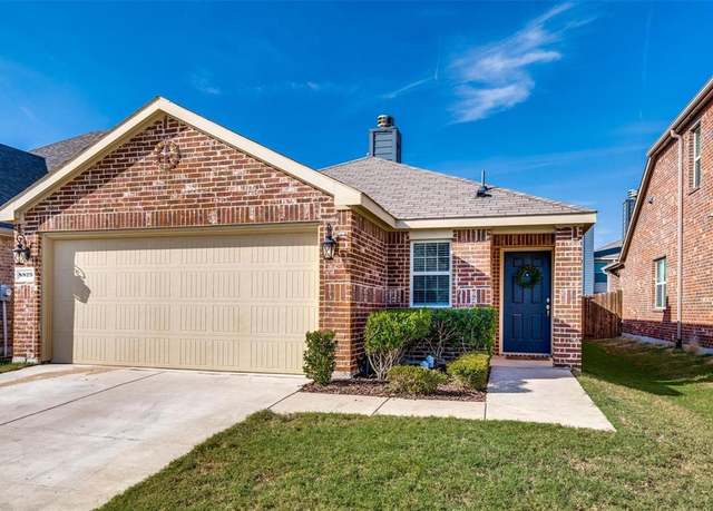 Property at 8829 Deadwood Ln, Aubrey, TX 76227, 3 beds, 2 baths