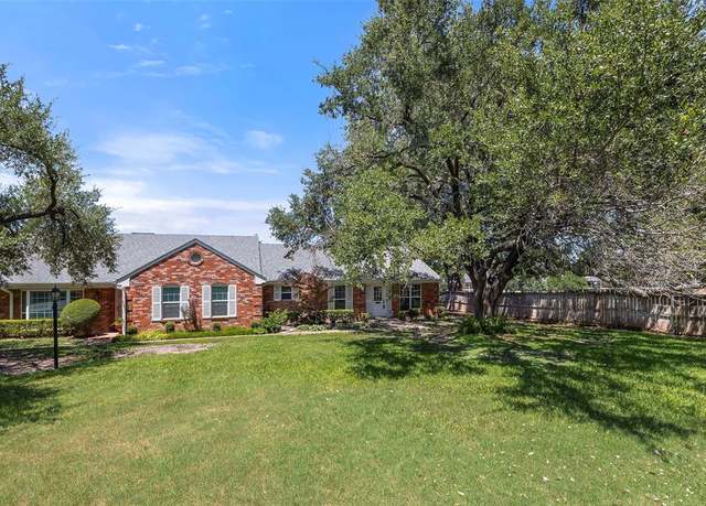 Property at 1155 Roaring Springs Rd, Fort Worth, TX 76114, 2 beds, 2 baths