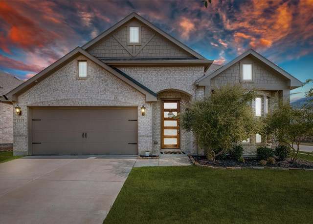 Property at 1337 Arrowwood Dr, Aubrey, TX 76227, 4 beds, 2 baths