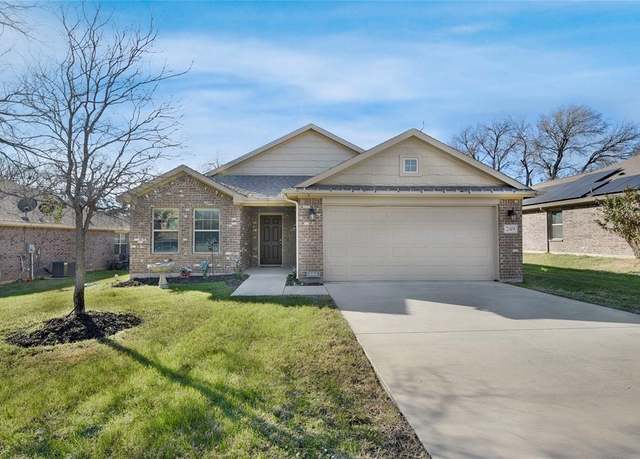 Property at 249 Walnut Bend Rd, Springtown, TX 76082, 3 beds, 2 baths