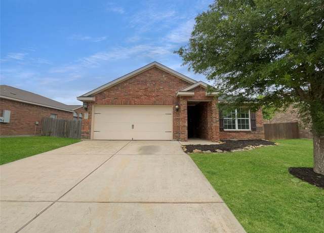 Property at 105 Kincaid Dr, Sanger, TX 76266, 3 beds, 2 baths