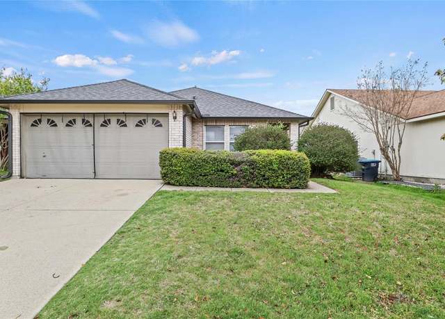 Property at 3455 Chapel Pointe Trl, Fort Worth, TX 76116, 3 beds, 2 baths