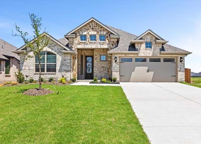 Property at 1851 Silver Birch Rd, Waxahachie, TX 75165, 4 beds, 3 baths