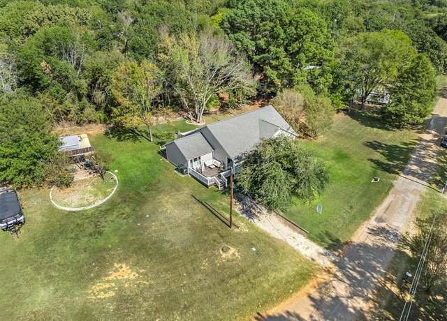 Property at 145 Vista Dr, Eustace, TX 75124, 3 beds, 2 baths