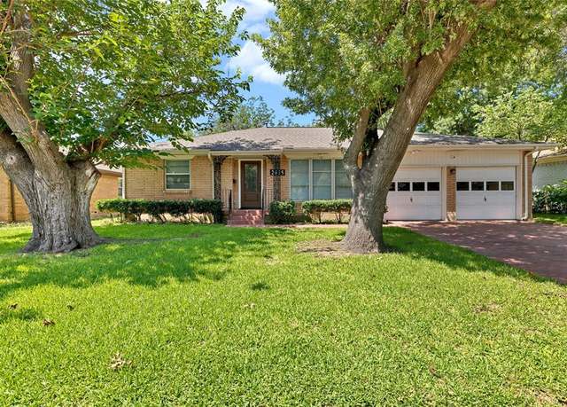 Property at 2425 Pinebluff Dr, Dallas, TX 75228, 3 beds, 2 baths