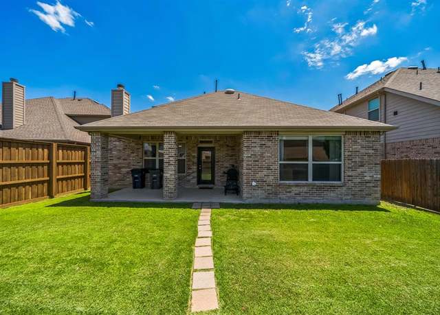 Property at 8852 Night Wind Ln, Fort Worth, TX 76244, 4 beds, 3 baths