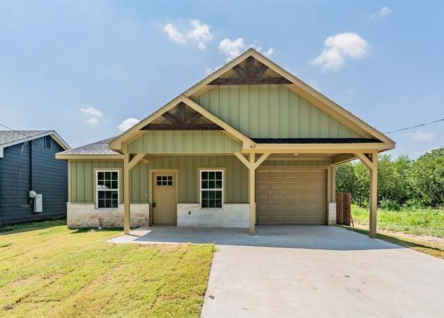 Property at 412 Matthew St, Hillsboro, TX 76645, 3 beds, 2 baths