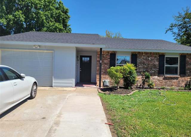 Property at 5510 Ridgecove Dr, Garland, TX 75043, 3 beds, 2 baths