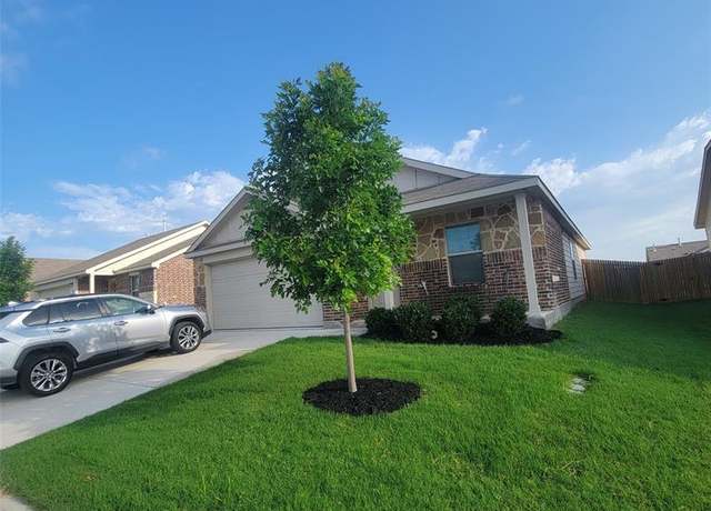 Property at 400 Frio Pass Trl, Fort Worth, TX 76052, 3 beds, 2 baths