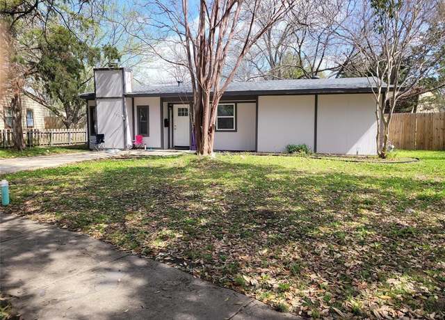 Property at 802 Highland Dr, Grand Prairie, TX 75051, 3 beds, 2 baths