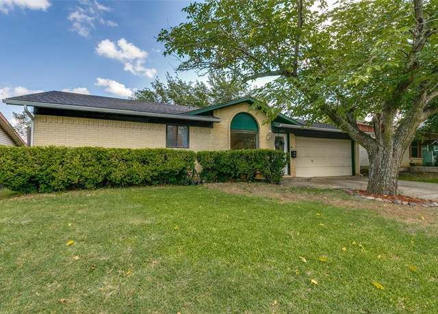 Property at 1341 Tahoe Dr, Lewisville, TX 75067, 3 beds, 2 baths