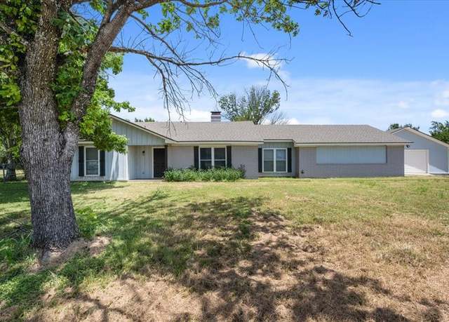 Property at 11001 Tree Lake Dr, Waco, TX 76708, 3 beds, 2 baths