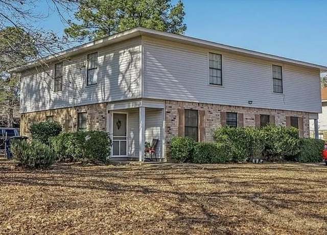 Property at 9410 Ferrara Dr, Shreveport, LA 71118, 8 beds, 4 baths