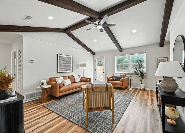 Property at 4921 Bonnell Ave, Fort Worth, TX 76107, 3 beds, 1.5 baths
