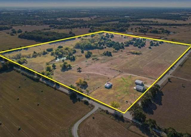 Property at 3200 County Road 155, Whitesboro, TX 76273, 2 beds, 1 bath